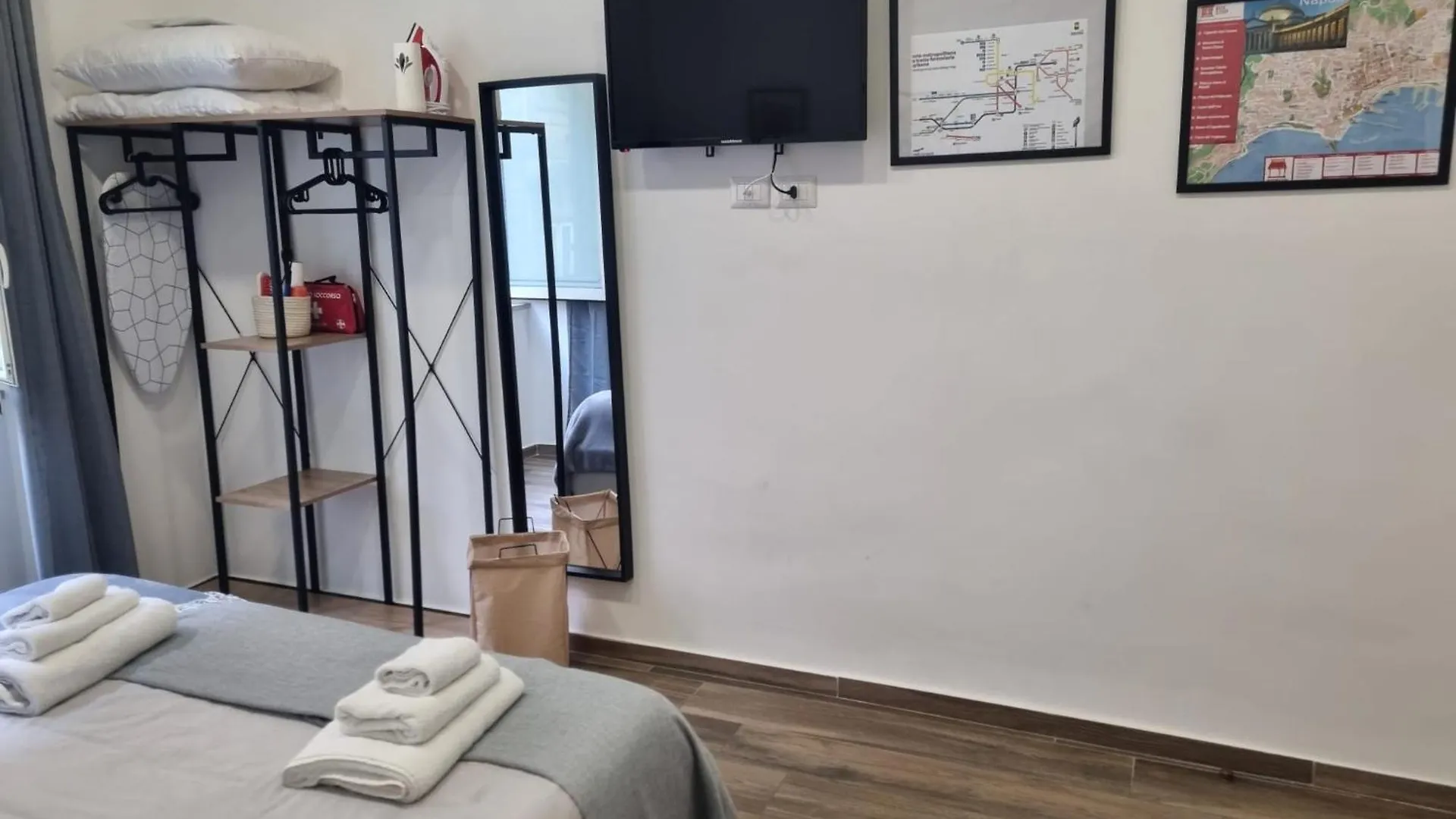 Il Fondaco All'Archivio Storico Naples Guest house